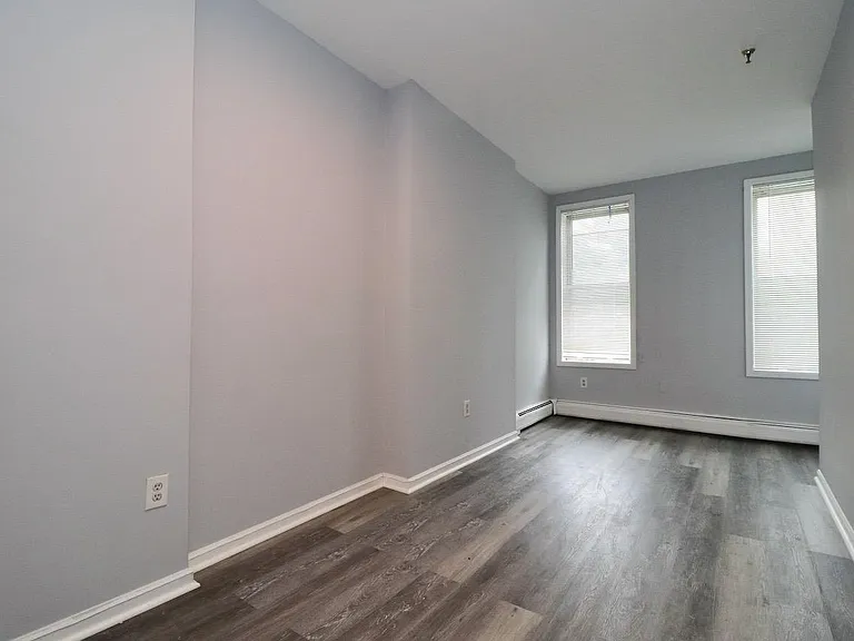108 Adams St #4 — Photo 4