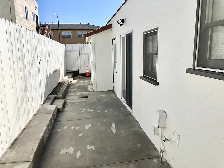 5242 E The Toledo — Photo 15