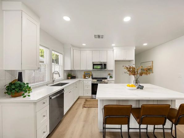 3517 Santa Cruz Way