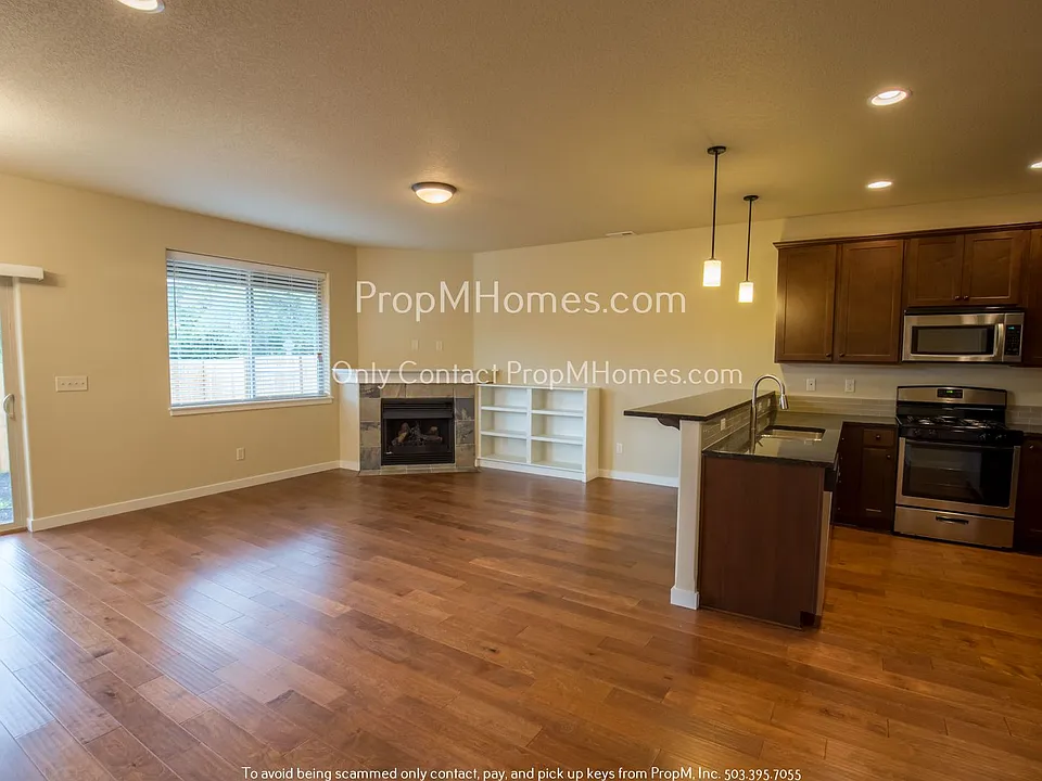 10605 NW 303rd Pl