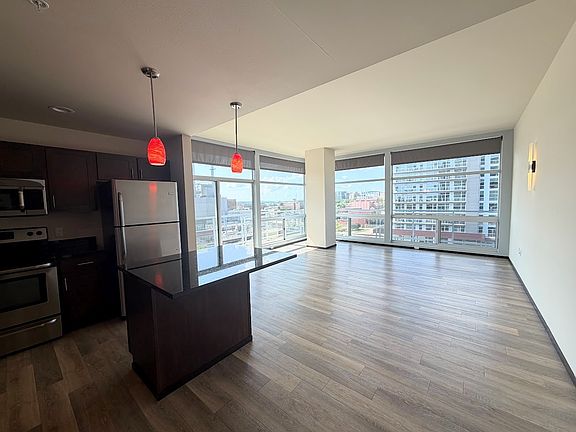 2nd image of 822 E Washington Ave APT 701