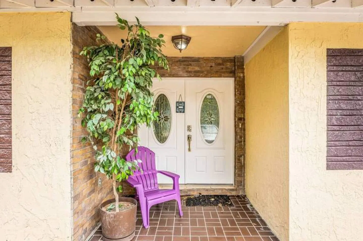 3 bed, 630 sqft, $700 — Photo 2