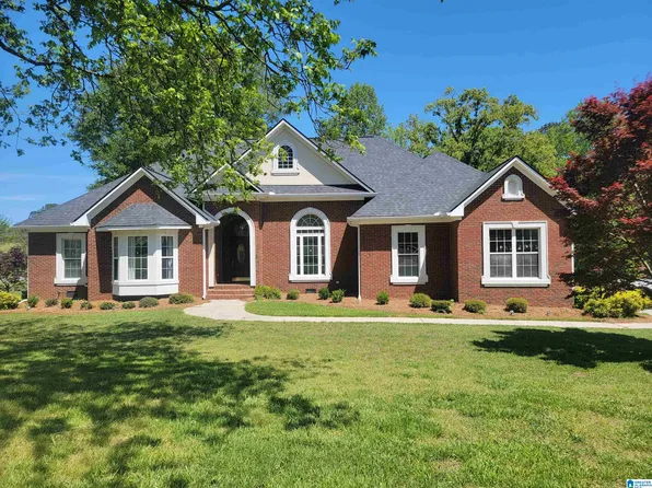 1496 Dogwood Cir, Roanoke, AL 36274