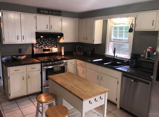 101 New County Rd, Hollis Center, ME 04042