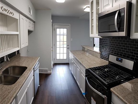 4th image of 10849 Brockbank Dr