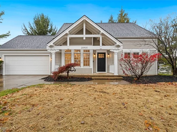 20930 Mastick Rd, Fairview Park, OH 44126