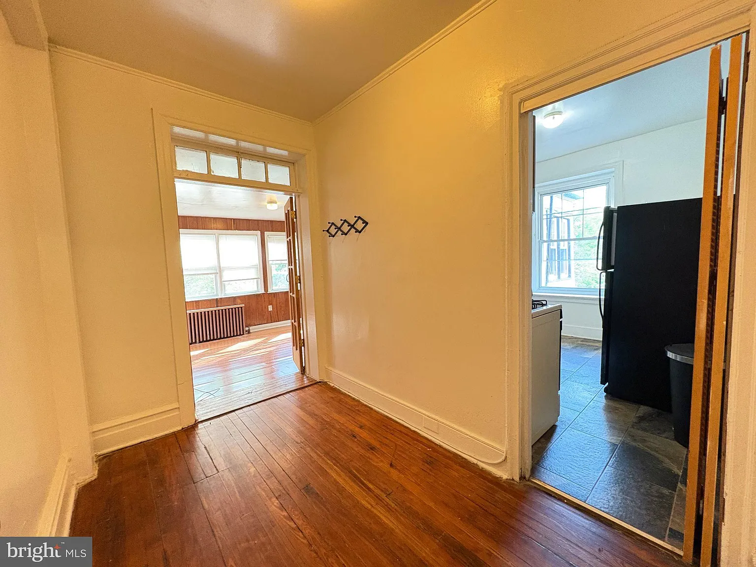 2 bed, 1.0 bath, 950 sqft, $1,495 — Photo 3