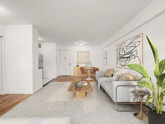 3rd image of 170 W 23rd St APT 5R