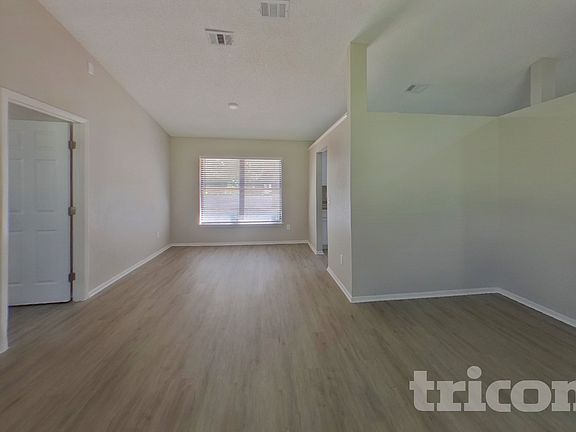 3rd image of 1248 Lamplighter Way