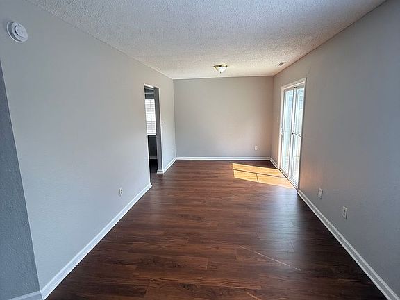 5th image of 1865 E Werges Ave