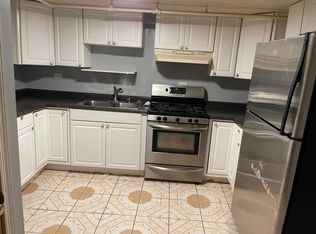 3000 N Avers Ave #BASEMENT, Chicago, IL 60618