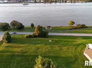 0 River Dr, Moline, IL