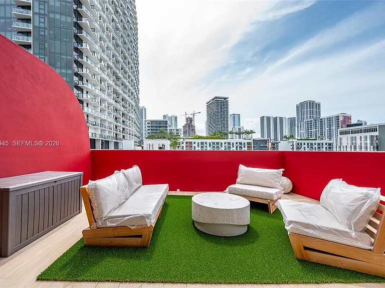 90 NE 32nd 601 Miami #601 — Photo 10