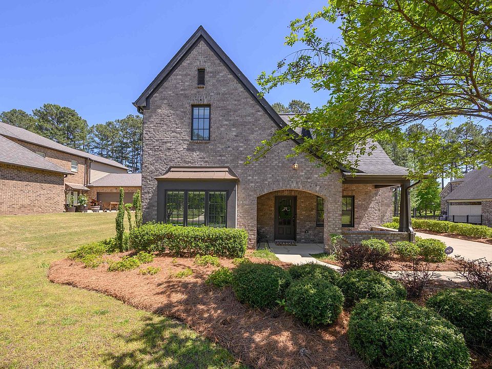 1st image of 312 Kilkerran Ln