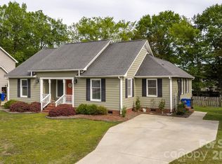 2116 Belle Chase Dr, Rock Hill, SC 29732