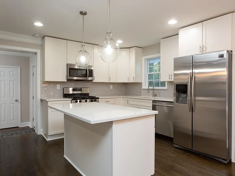 3395 Jackson Dr — Photo 6