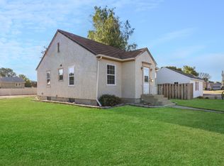 1913 1st Ave E, Williston, ND 58801