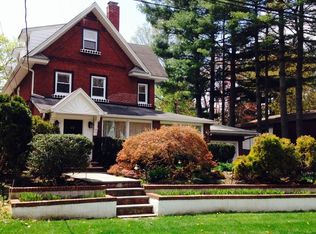 21 Meadow St, Demarest, NJ 07627