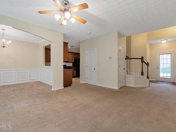 3rd image of 1954 Woodland Park Cir