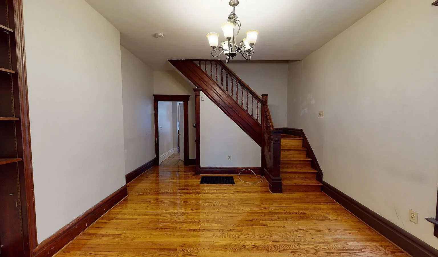 3 bed, 2.0 bath, $2,195 — Photo 3