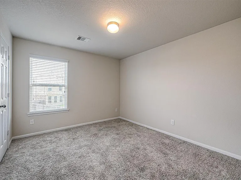 3030 Currier Ct — Photo 18