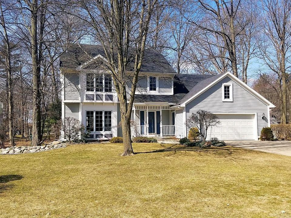 1st image of 4526 Glen Hollow Dr