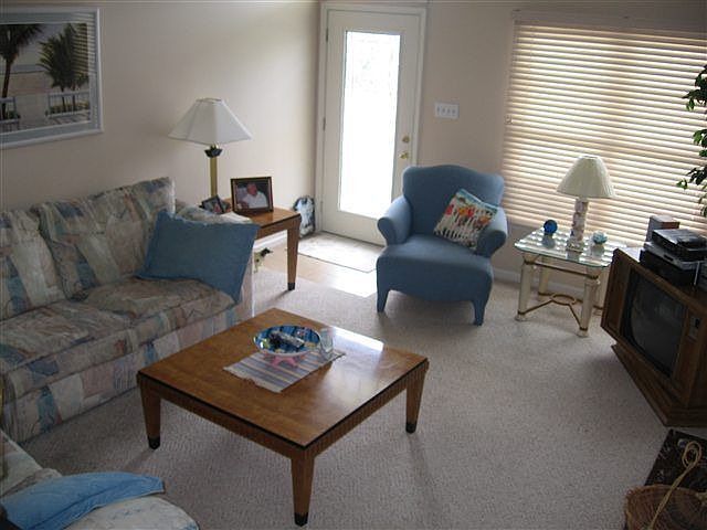 1st image of 4831 Asbury Ave #1