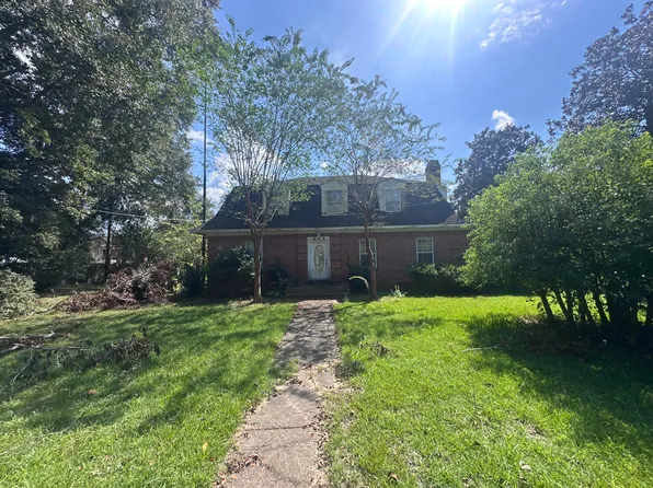 604 Cedar Ave, Richton, MS 39476