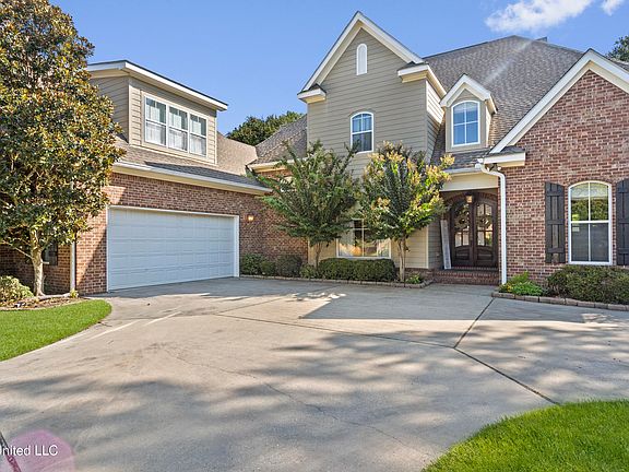 2nd image of 2490 Castille Pl
