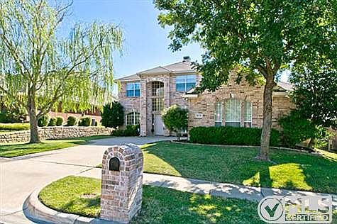 2nd image of 4713 Parkhaven Dr