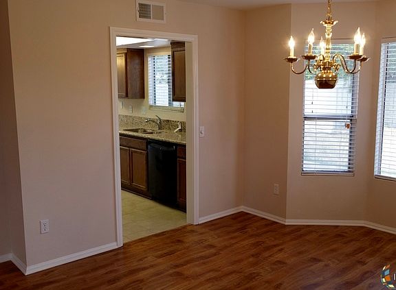 4th image of 2510 W Hamilton Ave