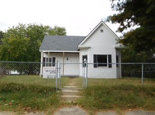 301 N West St, Fort Branch, IN 47648