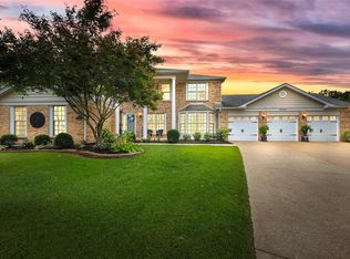 6701 Wynfield Terrace Dr, Saint Louis, MO 63129