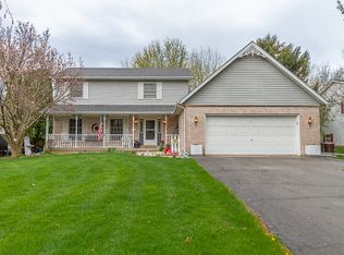 1438 Sandwich Dr, Sandwich, IL 60548