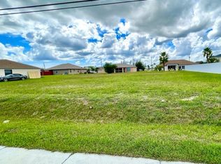 618 Nicholas Pkwy W, Cape Coral, FL 33991