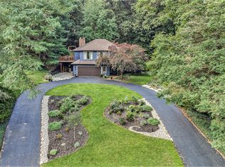 6884 Bridgewater Dr SE, Grand Rapids, MI 49546
