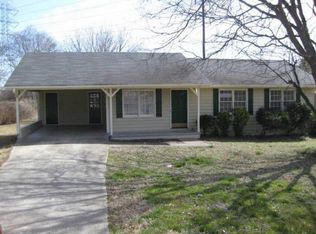 94 Burnt Hickory Dr, Cartersville, GA 30120