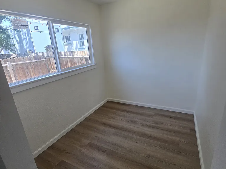 16063 K St #1 — Photo 5