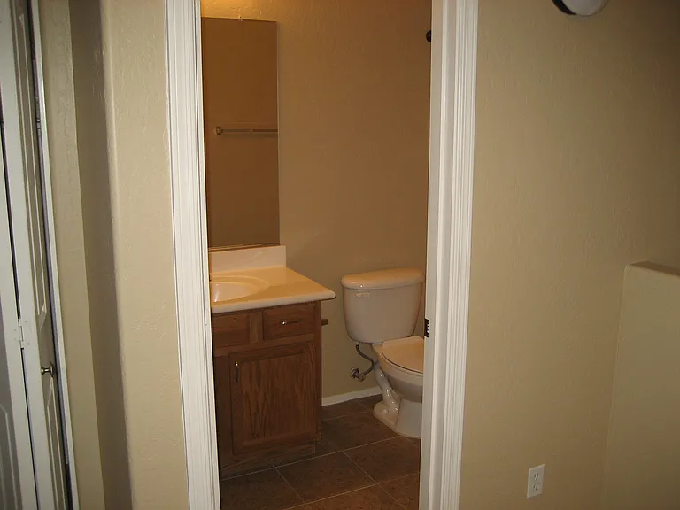 2027 E University Dr #125 — Photo 39