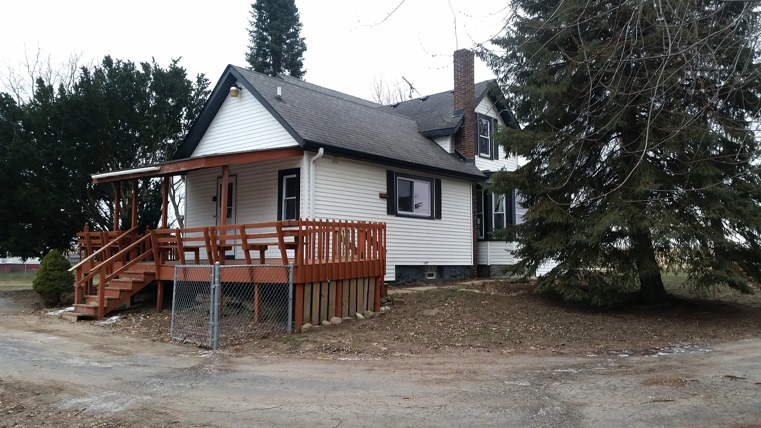 14676 W Russell Rd photo 1
