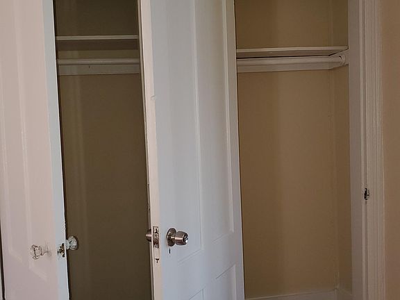 4th image of 90 Sylvan Ave