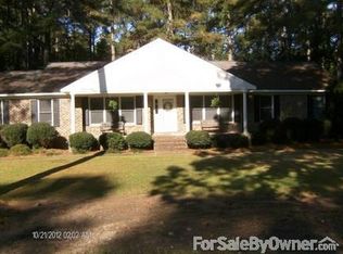 236 Royal Oak Dr, Chesapeake, VA 23322