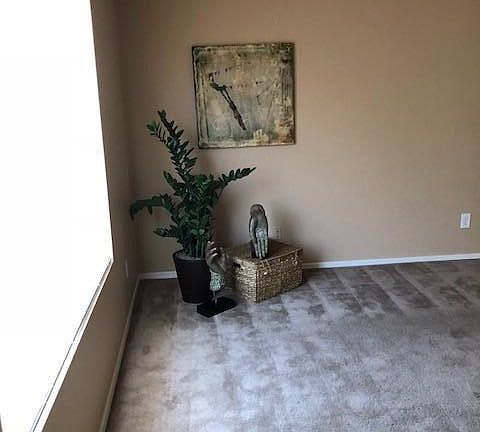 4th image of 8829 W Loma Ln