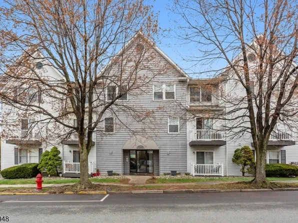 483 Forest St #10, Kearny Town, NJ 07032