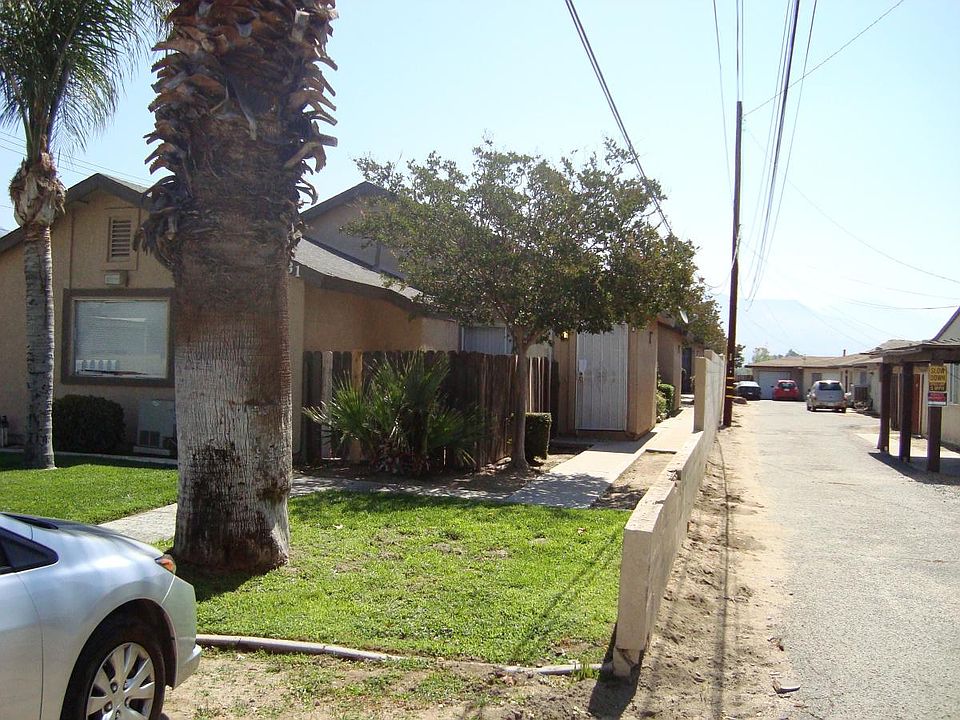 2nd image of 3981 N H St APT C