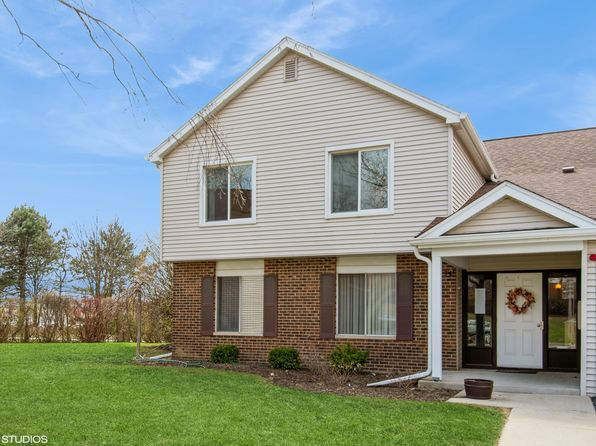 7010 Dover Ct APT 203, Woodridge, IL 60517
