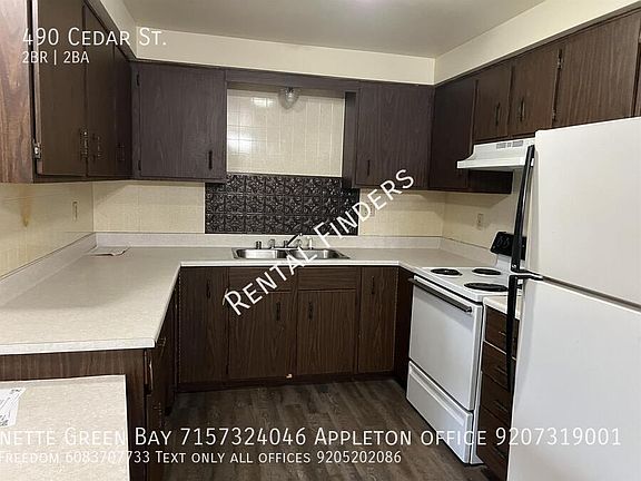 2nd image of 490 Cedar St