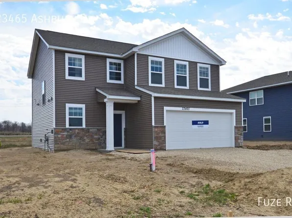 23465 Ashbury Dr, Rogers, MN 55374