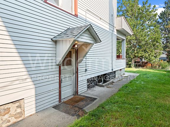 4th image of 1321 W 11th Ave APT 3