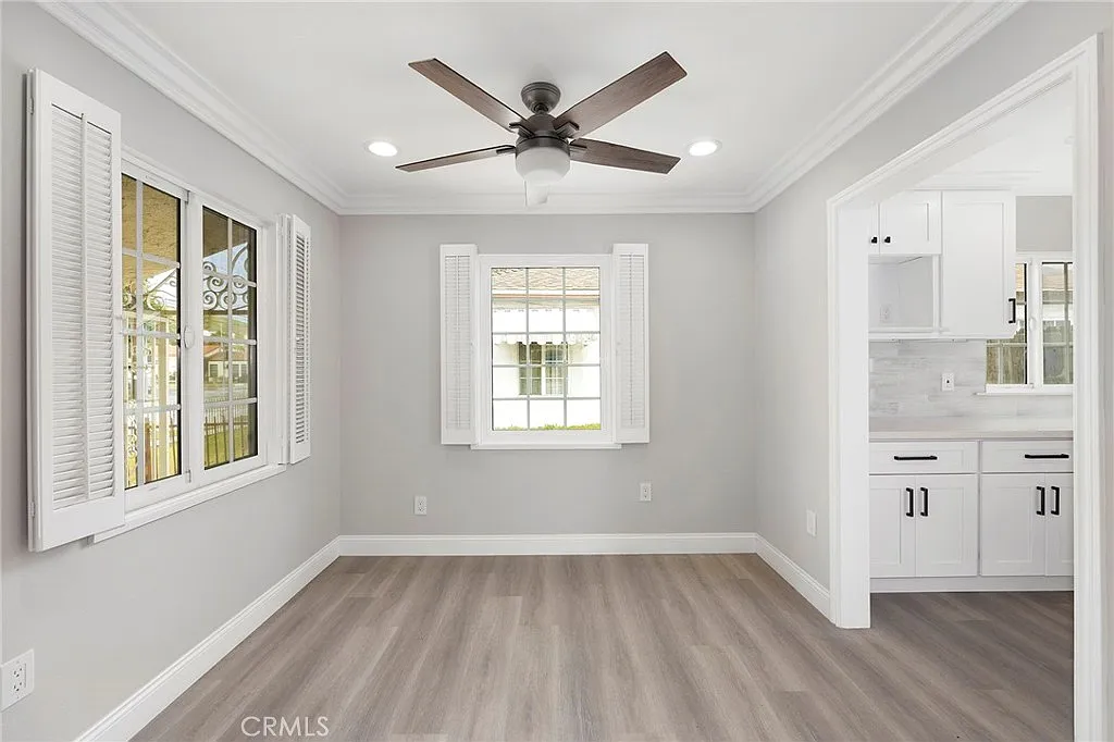 2 bed, 823 sqft, $3,195 — Photo 3